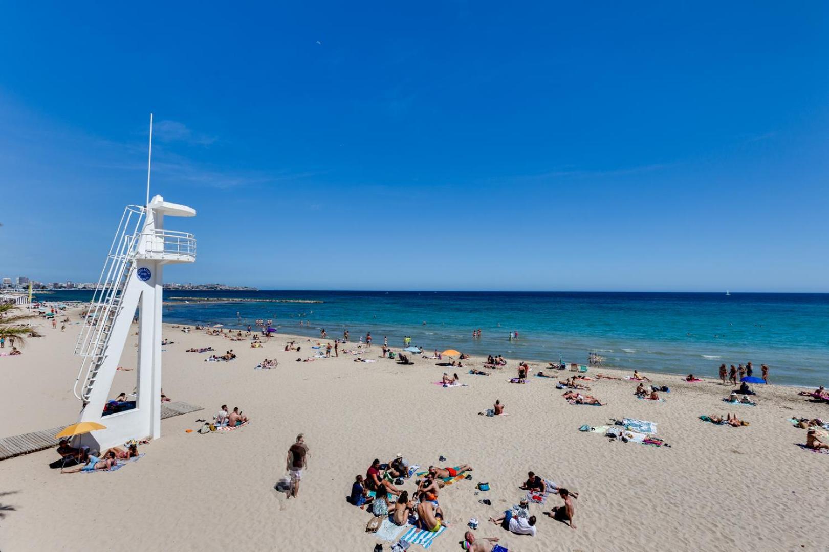Apartamento Benjamin Rodriguez Alicante Eksteriør bilde