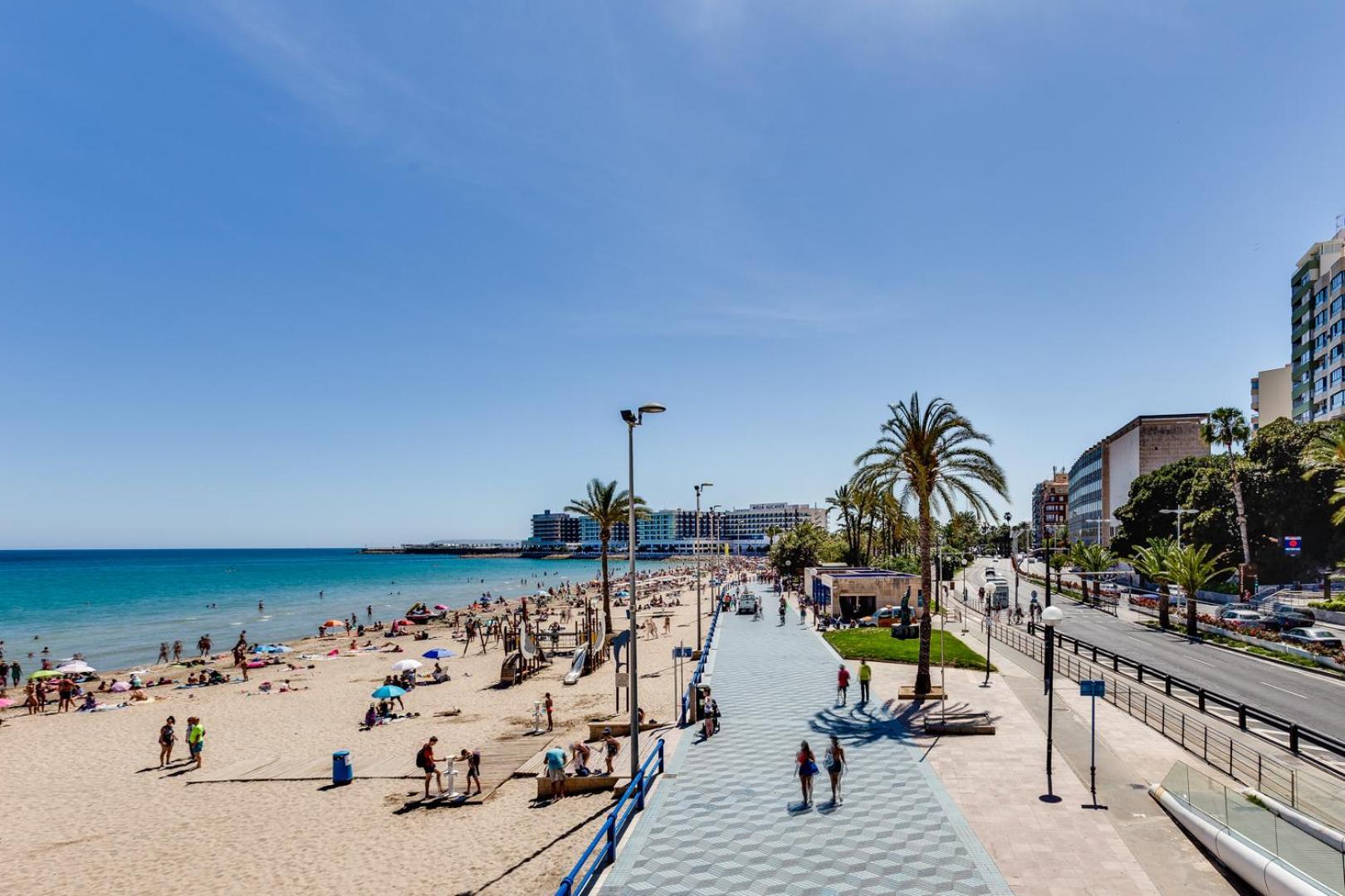Apartamento Benjamin Rodriguez Alicante Eksteriør bilde